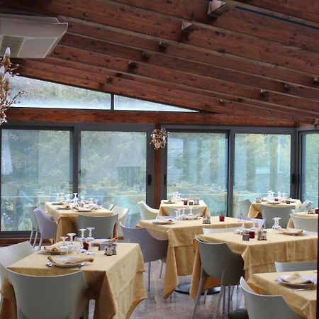 Hotel Margherita Montepiano エクステリア 写真